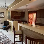Apartament πέτρινο