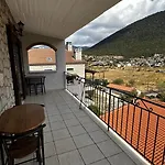πέτρινο Apartament *