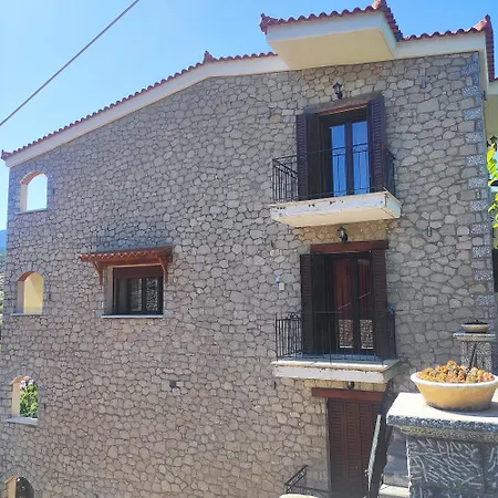 아파트 πέτρινο