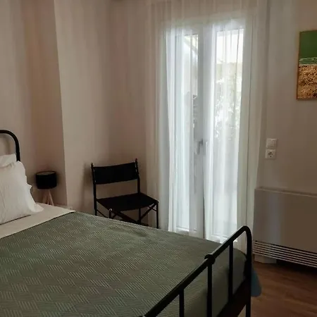κοράλι, παραλία λίμνης