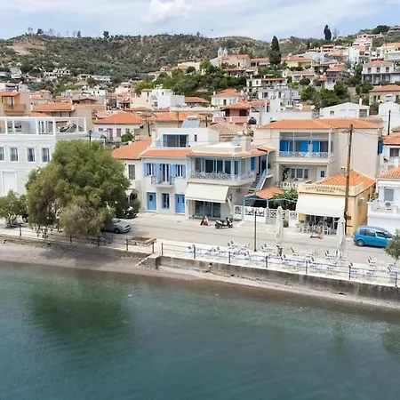 κοράλι, παραλία λίμνης Holiday home Limni (Evia)